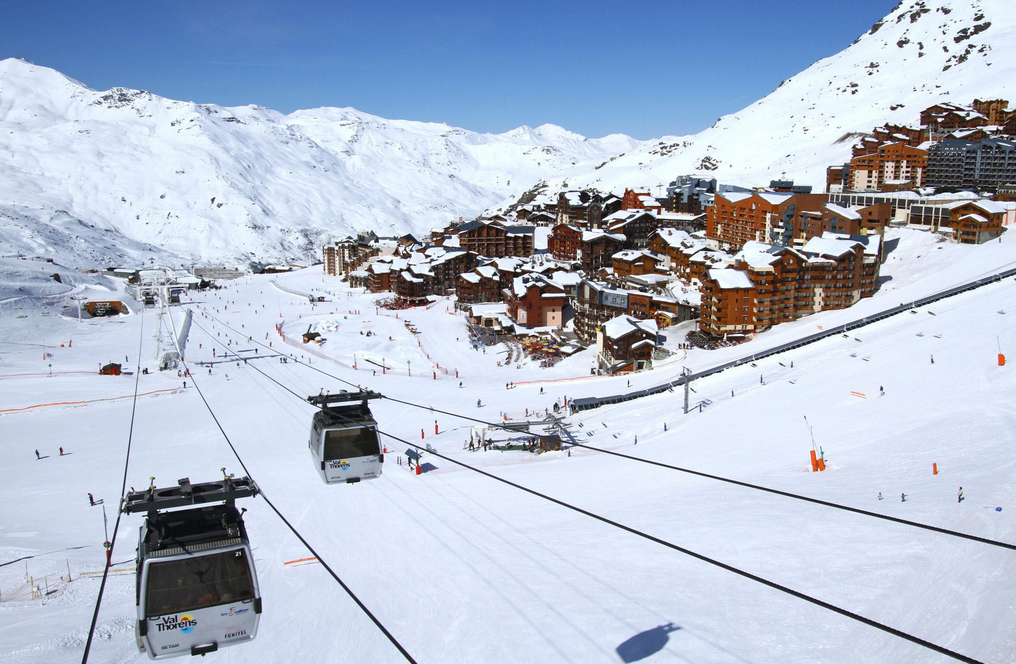 玩不了雪可以玩水：法国滑雪站高招解决缺雪问题