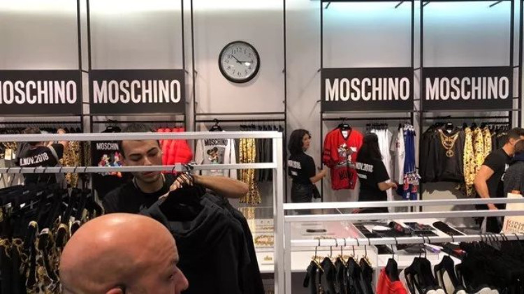 H&M、Moschino限量联名款今日发售！用H&M的价格购买Moschino，你愿意吗？