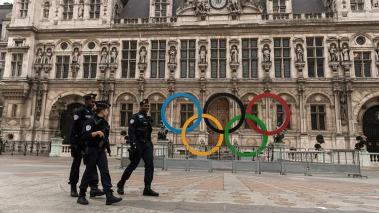 法国政坛地震 巴黎奥运会还能如期开幕吗？