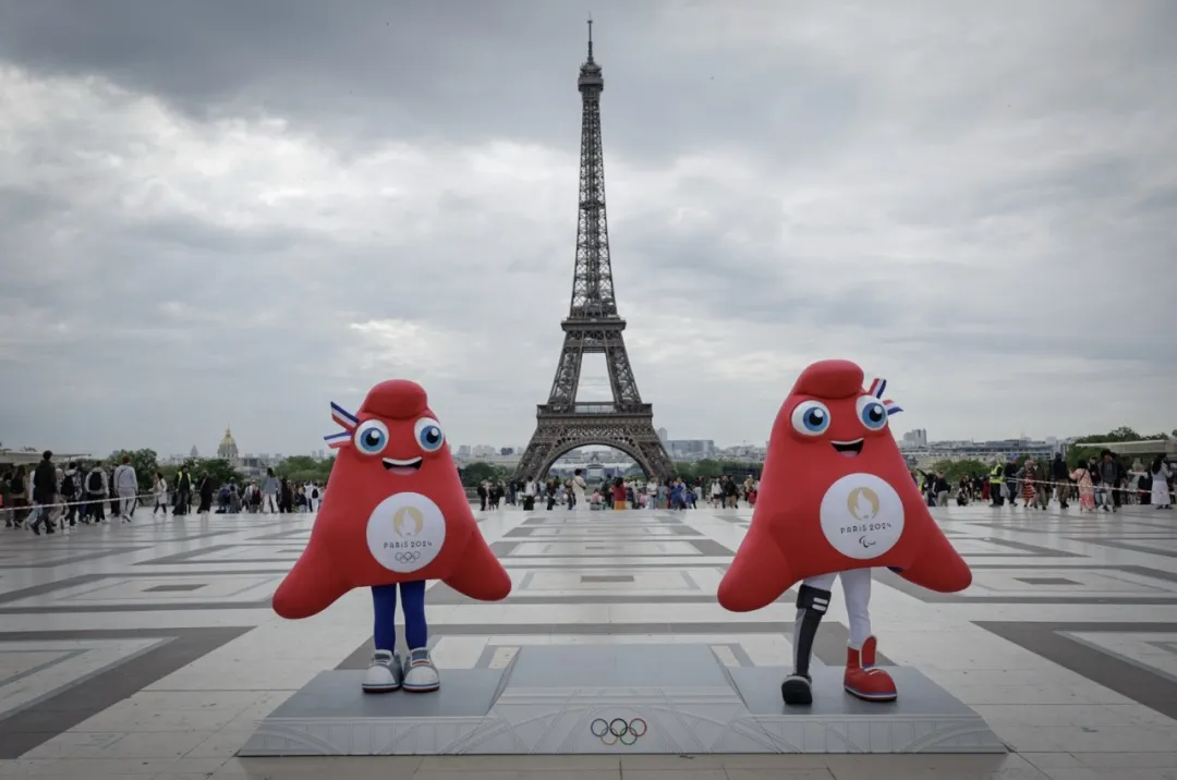 巴黎名胜变身奥运赛场，百年奥运传统融入城市